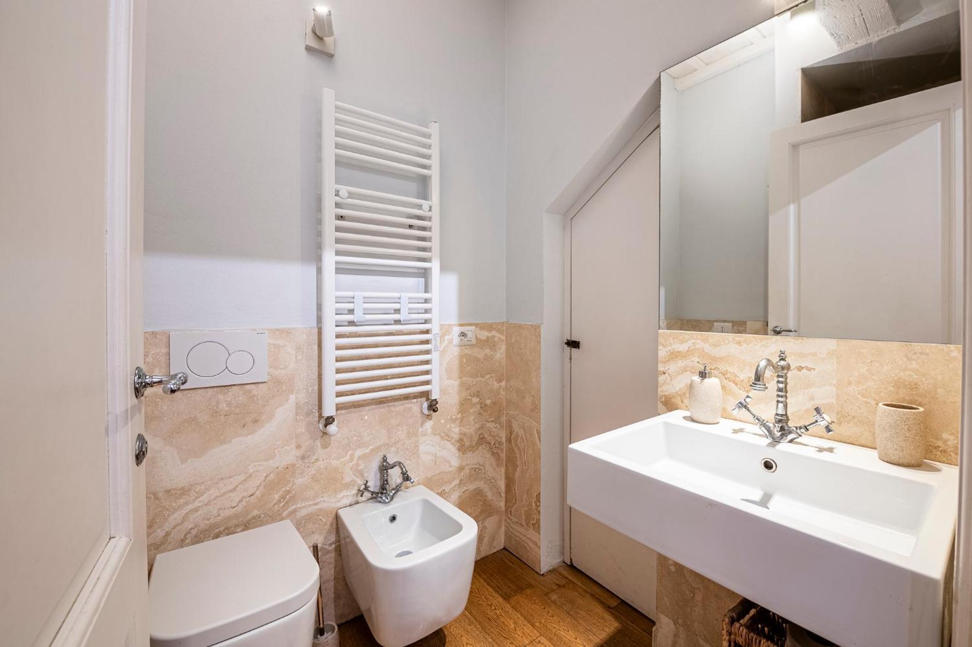 Suite In Pz. Michelangelo: Due Camere Con Due Bagni Florens Exteriör bild