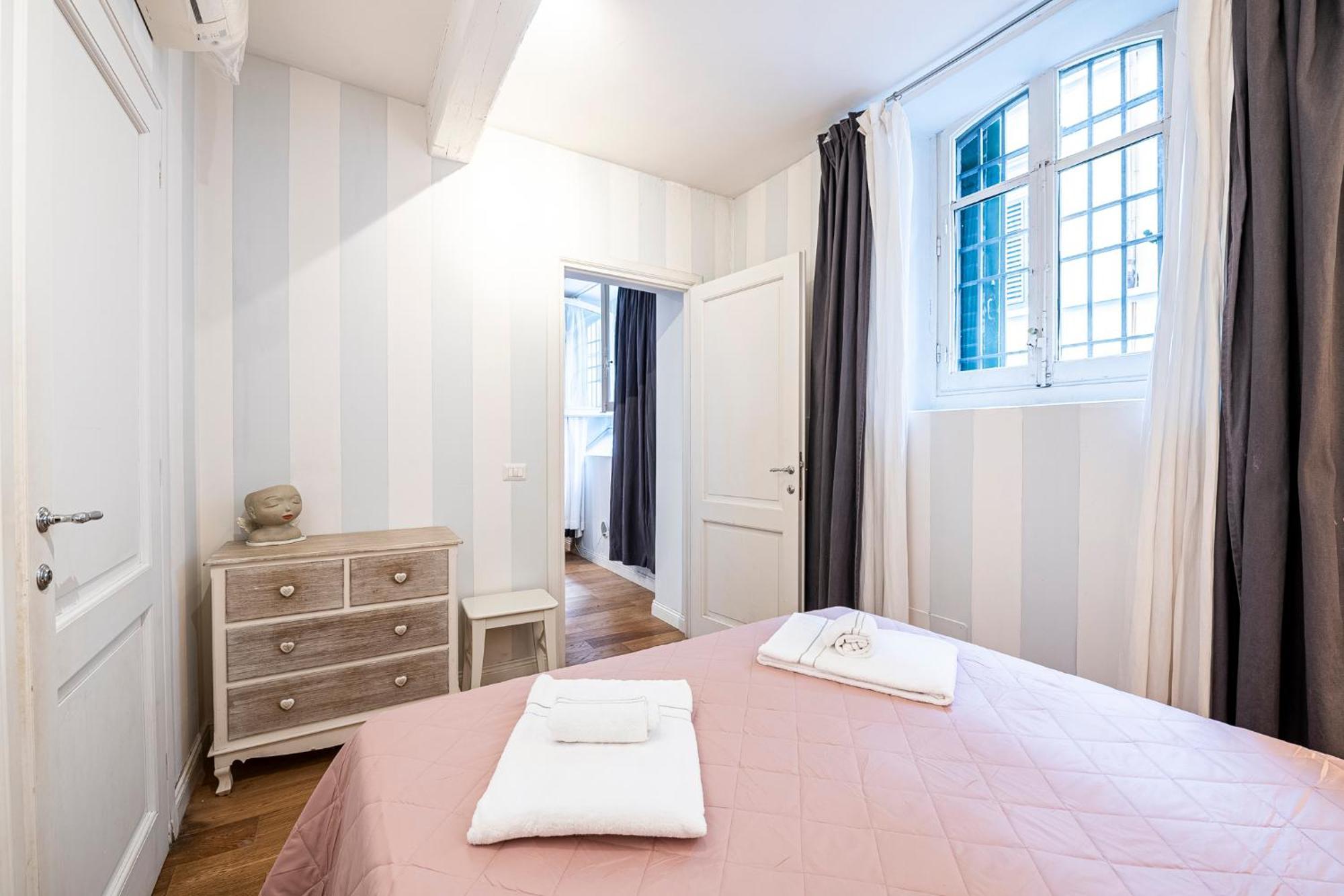 Suite In Pz. Michelangelo: Due Camere Con Due Bagni Florens Exteriör bild