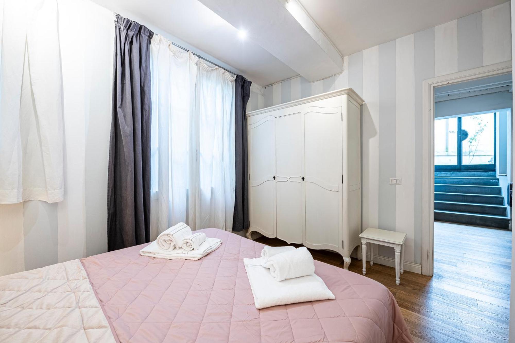 Suite In Pz. Michelangelo: Due Camere Con Due Bagni Florens Exteriör bild