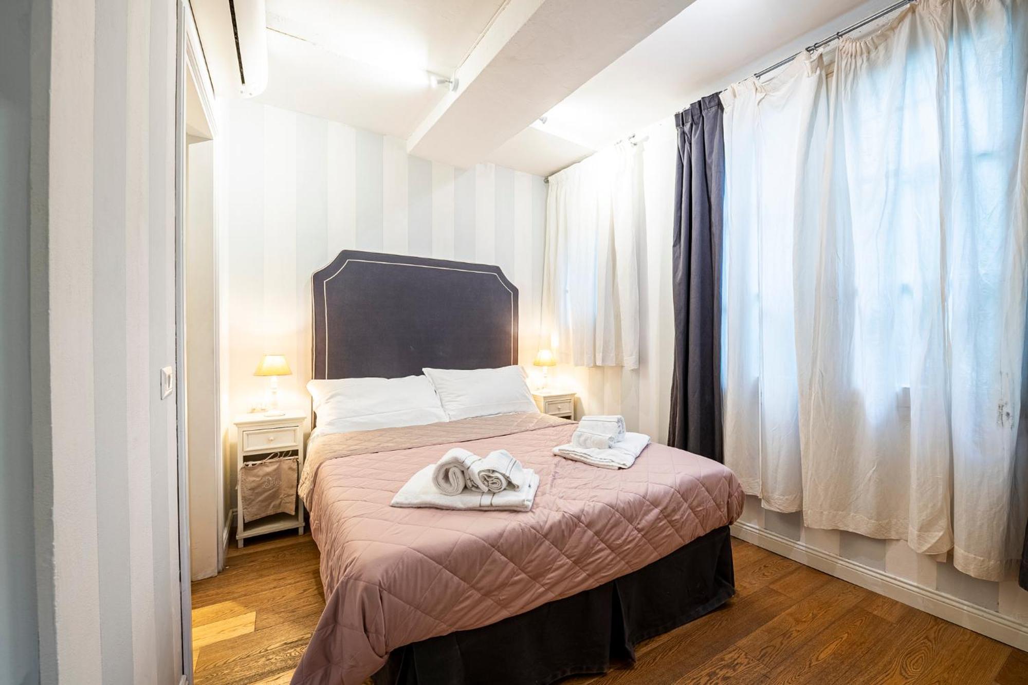 Suite In Pz. Michelangelo: Due Camere Con Due Bagni Florens Exteriör bild